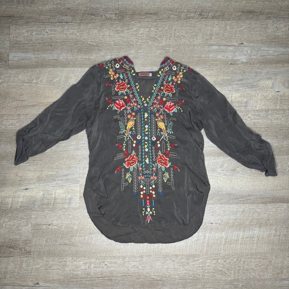 JOHNNY WAS Embroidered Tunic Floral Bird Rose BOHO Hippie Eyelet Rayon Bright XS